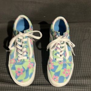 Vans platform shoes size 7 1/2 worn 1time for about an hour